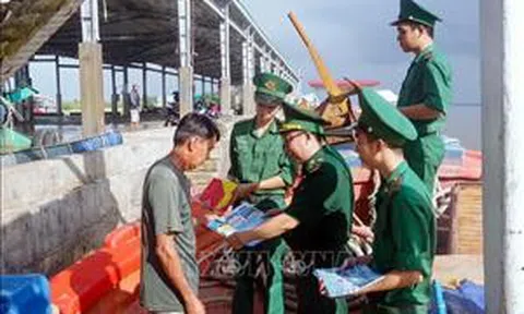 Lan tỏa tinh thần thượng tôn pháp luật cho nhân dân vùng biên giới biển