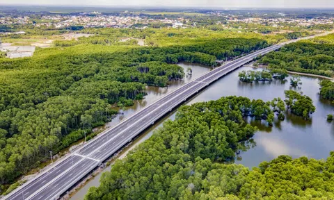 Phương án xe lưu thông trên 10km cao tốc Bến Lức - Long Thành