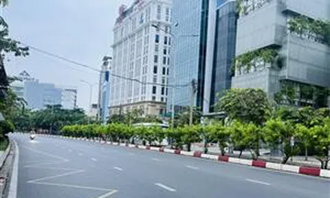 TP Hồ Chí Minh vắng vẻ và thanh bình trong ngày Mùng 1 Tết