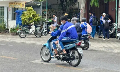 Bình Thuận: Học sinh vi phạm giao thông, cơ sở giáo dục sẽ bị đánh giá thi đua