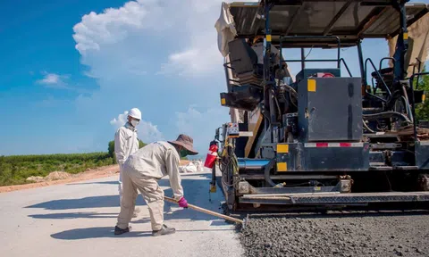 Bỏ tư duy 'không quản được thì cấm' trong xây dựng pháp luật lĩnh vực GTVT