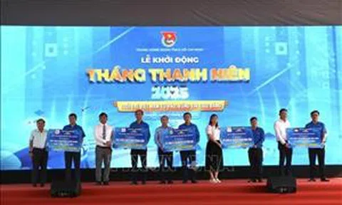 Phó Thủ tướng Lê Thành Long dự khởi động Tháng Thanh niên tại Long An