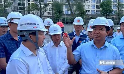 Chủ tịch UBND Tp.HCM thị sát nút giao An Phú và đường Vành đai 3, yêu cầu đẩy nhanh tiến độ