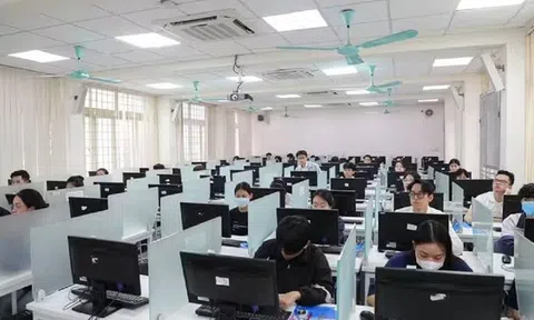 Hơn 11.000 thí sinh thi đánh giá năng lực tranh suất vào đại học sớm