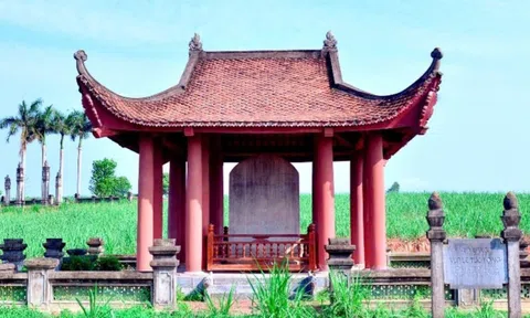 Lăng mộ vua Lê Túc Tông bị kẻ xấu xâm phạm tìm cổ vật