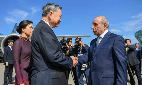 Tổng Bí thư đến Baku, bắt đầu thăm cấp Nhà nước Azerbaijan