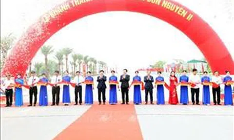 Phó Thủ tướng Mai Văn Chính dự khánh thành cầu Liêm Chính (Hà Nam)