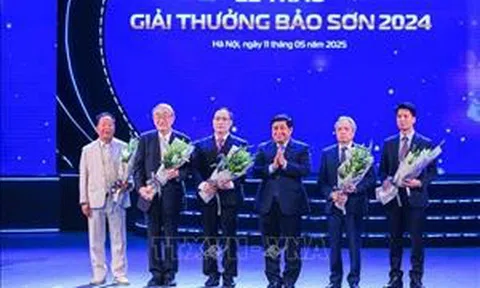 Phó Thủ tướng Nguyễn Chí Dũng dự Lễ trao giải thưởng Bảo Sơn 2024 cho 4 công trình xuất sắc