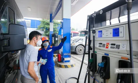 Đề xuất giảm thuế VAT với xăng dầu, máy giặt, lò vi sóng đến hết năm 2026