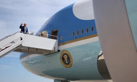 Ông Trump muốn mang về 1.000 tỷ USD từ vùng Vịnh giàu có, để ngỏ khả năng tới Istanbul