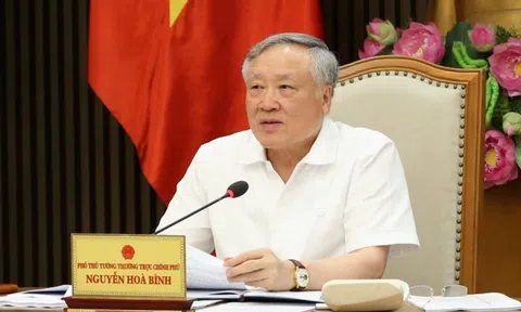 Phó Thủ tướng Thường trực Nguyễn Hòa Bình cho ý kiến về nguyên tắc, giải pháp tháo gỡ khó khăn cho các dự án