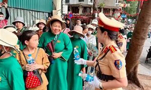 Công an Hà Nội bảo đảm trật tự an toàn giao thông cho đại lễ Phật đản