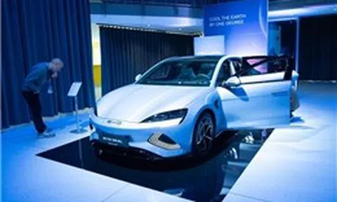 Tăng tốc bỏ xa Tesla, đối thủ xe điện Trung Quốc khiến tỷ phú Elon Musk 'mất ngủ'