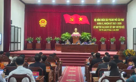 HĐND TP. Cần Thơ và Hậu Giang thông qua nghị quyết về hợp nhất cấp tỉnh, cấp xã