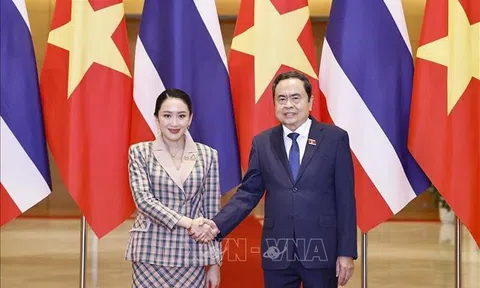 Chủ tịch Quốc hội Trần Thanh Mẫn hội kiến Thủ tướng Thái Lan Paetongtarn Shinawatra