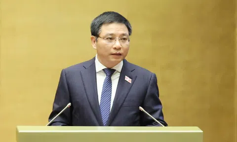 Hoàn thiện pháp luật về đầu tư, tài chính, ngân sách
