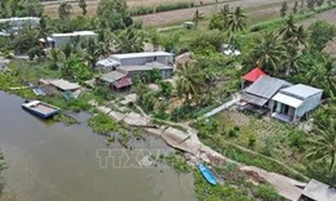 Giao thông vùng ngọt hóa Cà Mau còn nhiều ngổn ngang sau đại hạn