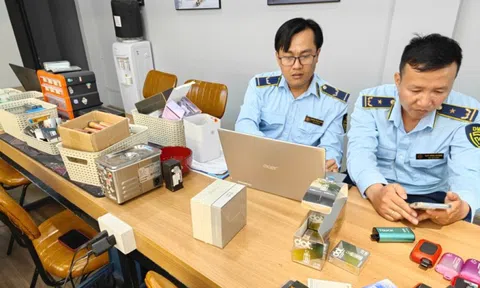 Chủ cơ sở kinh doanh bị phạt 62,5 triệu đồng vì buôn bán thuốc lá điện tử