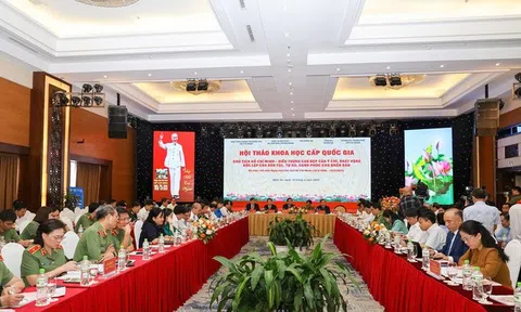 Vận dụng và phát triển sáng tạo tư tưởng Hồ Chí Minh trong kỷ nguyên mới của dân tộc