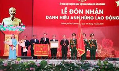 Vinh danh gương điển hình trong sự nghiệp đại đoàn kết toàn dân tộc