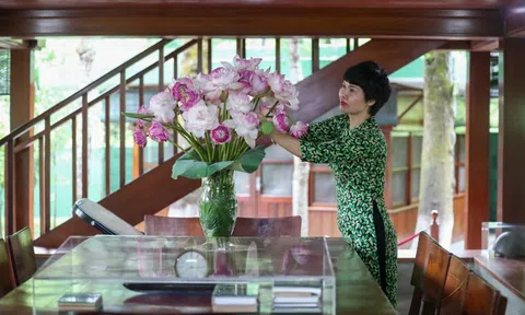 Sáng tháng 5 cùng những người thầm lặng chăm sóc Khu di tích Chủ tịch Hồ Chí Minh tại Phủ Chủ tịch