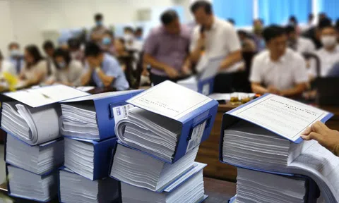 Luật Đấu thầu và yêu cầu sửa đổi khẩn cấp