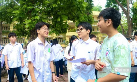 Bản tin 21/5: Tỉ lệ chọi vào lớp 10 trường chuyên Ngoại ngữ cao nhất