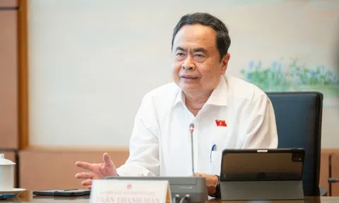 Chủ tịch Quốc hội: Người lao động không an cư thì không lập nghiệp được