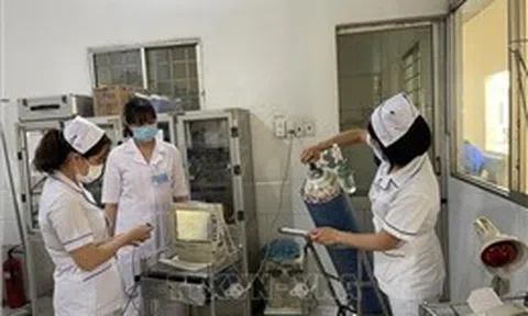 Rà soát, cập nhật kế hoạch thu dung, điều trị người mắc COVID-19