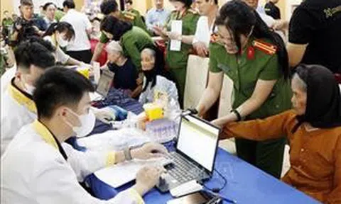 Thu nhận mẫu ADN thân nhân liệt sĩ chưa xác định được danh tính