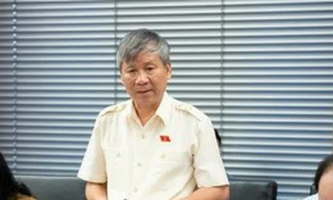 ĐBQH ao ước "tiết kiệm phải trở thành một lẽ sống"