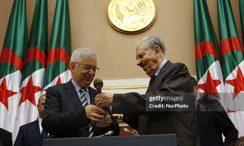 Điện mừng Chủ tịch Hội đồng Dân tộc (Thượng viện) nước Cộng hòa Algeria