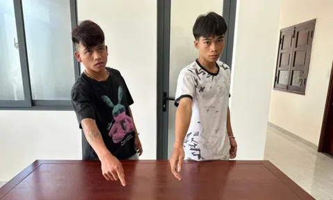 Bắt 2 đối tượng nửa đêm vào ký túc xá dẫn 9 học sinh ra khỏi trường, đánh đập cướp tài sản