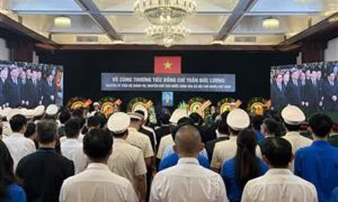 Long trọng lễ viếng nguyên Chủ tịch nước Trần Đức Lương tại TP Hồ Chí Minh