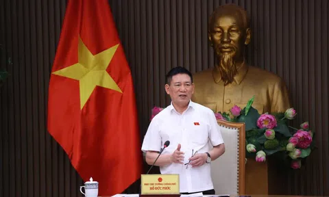 Phó Thủ tướng Hồ Đức Phớc chủ trì họp phân cấp, phân quyền gắn với phân định thẩm quyền trong lĩnh vực tài chính, ngân hàng