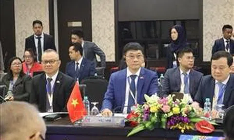 Việt Nam đề xuất ASEAN giữ vững đoàn kết, vai trò trung tâm và tuân thủ luật pháp quốc tế
