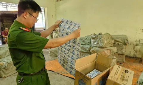 Phá đường dây buôn bán hàng trăm nghìn dầu gội, kem đánh răng,..giả các thương hiệu nổi tiếng