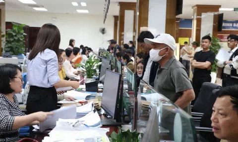 Những cán bộ, công chức không được nghỉ hưu trước tuổi