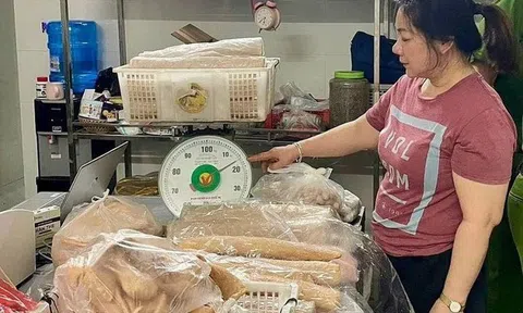 Tuyên Quang: Cơ sở sản xuất giò chả sử dụng chất cấm bị công an "sờ gáy"