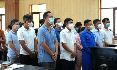 Gần 1,8 tỷ đồng tiền “cảm ơn” và những lời biện minh trước tòa