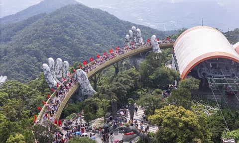 Miền Trung: Nhiều sự kiện văn hóa, du lịch hút khách mùa hè