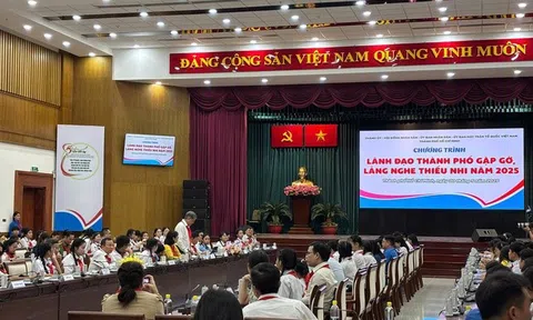 Lãnh đạo Tp.HCM lắng nghe ý kiến thiếu nhi