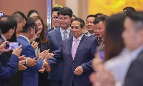 TỔNG THUẬT: Tọa đàm của Thủ tướng Chính phủ với doanh nghiệp về phát triển kinh tế tư nhân