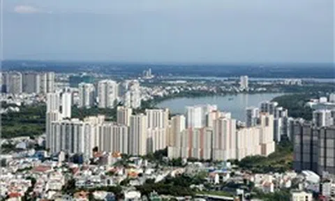 'Đòn bẩy' thể chế cho bất động sản