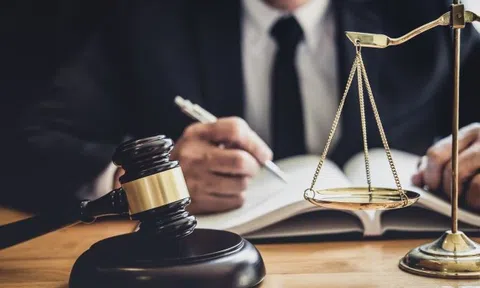 GỠ ĐIỂM NGHẼN THỂ CHẾ: CẦN PHÁT HUY ĐỘI NGŨ PHÁP CHẾ DOANH NGHIỆP