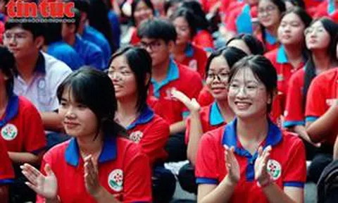 TP Hồ Chí Minh: Khai mạc hè và ra quân chiến dịch 'Hoa phượng đỏ'