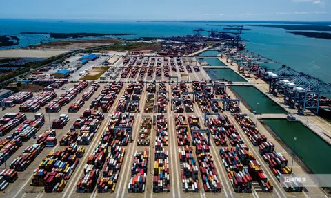 Việt Nam xuất siêu 4,67 tỷ USD trong 5 tháng đầu năm 2025