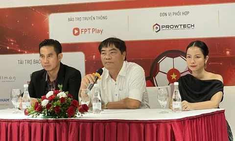 Các huyền thoại Manchester United sắp đến Đà Nẵng thi đấu giao hữu trên sân Hòa Xuân