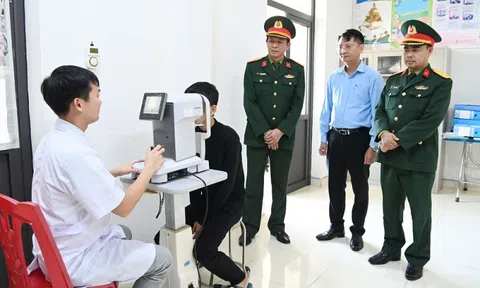 Trường hợp bị cận vẫn phải đi nghĩa vụ quân sự, không phải ai cũng biết