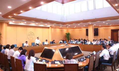 Ưu tiên giải quyết thủ tục hành chính cho người dân khi xã, phường đi vào hoạt động